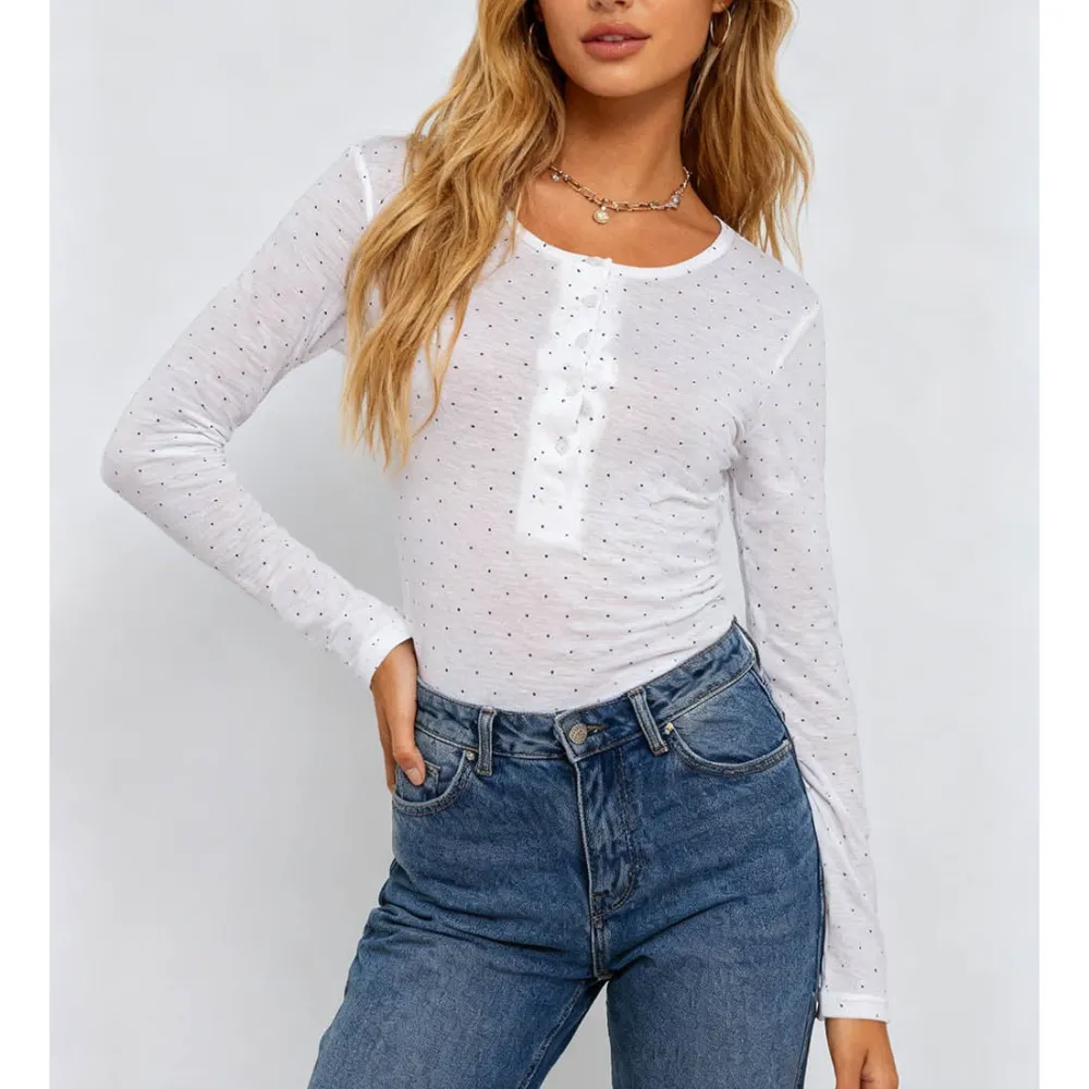 Chic Polka Dot Round Neck Long Sleeves Top