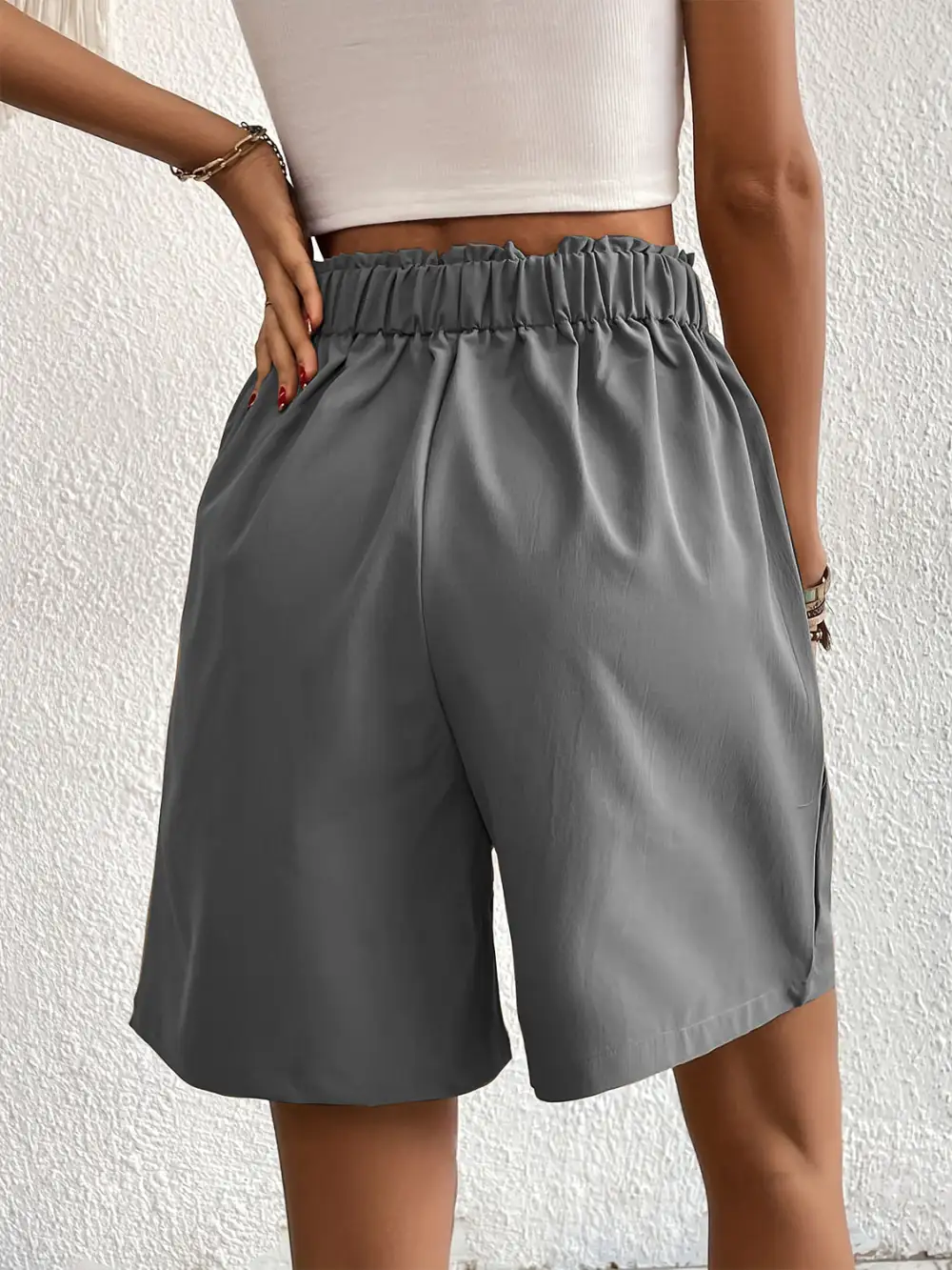 Utility Elastic Waist Pocket Detail Shorts