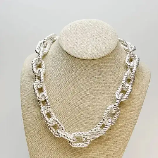 Plated Chunky Link Necklace