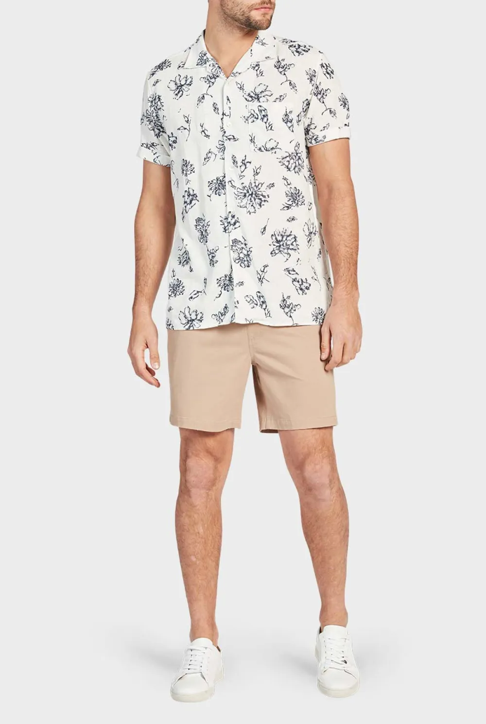 Volley Short-Sandstone