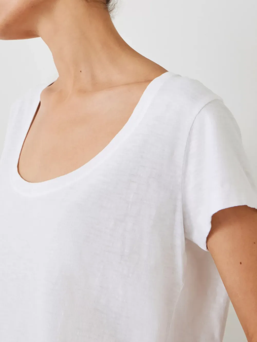 Hari Cotton Slub Scoop Neck T-Shirt