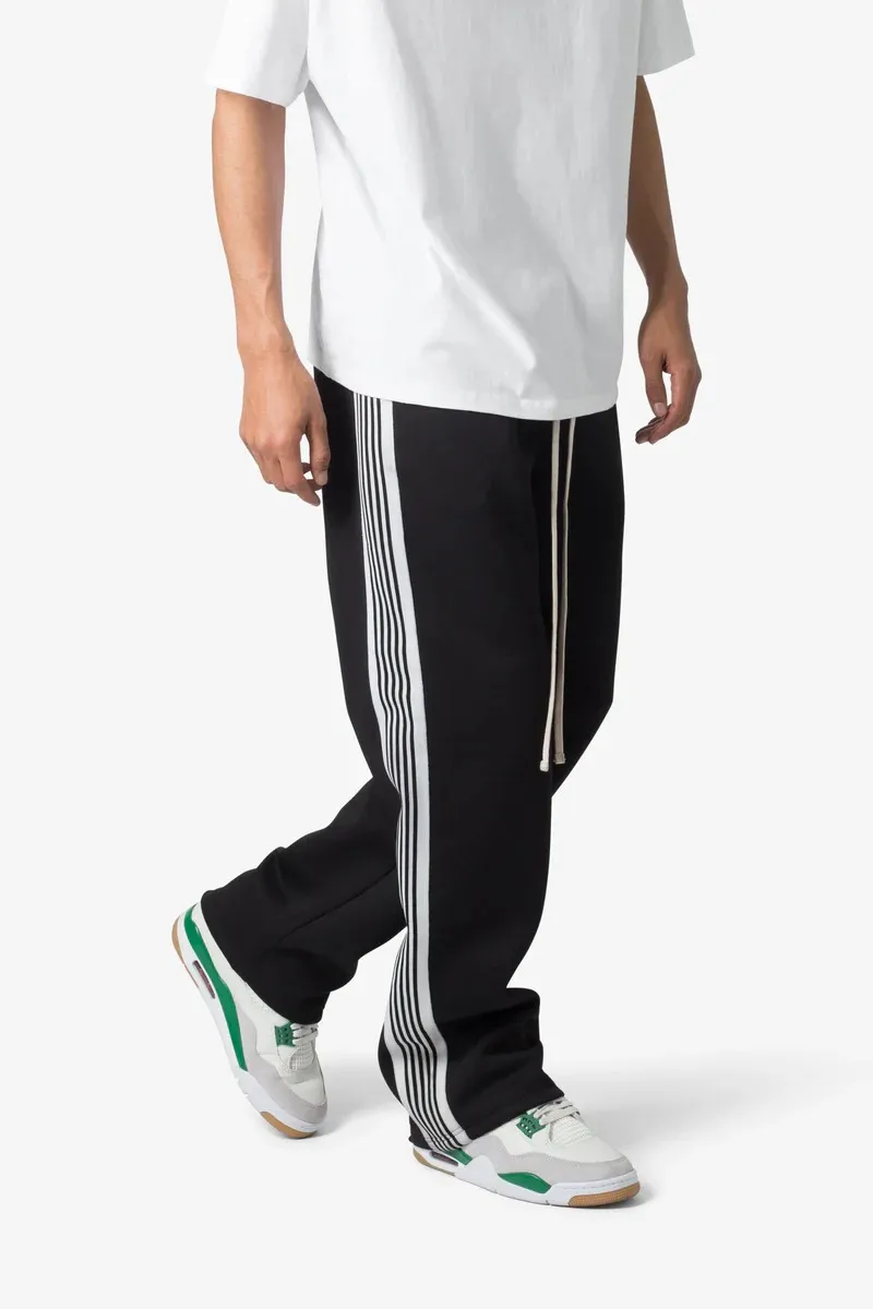 JET BLACK STRIPE ACCENTED SWEATPANTS