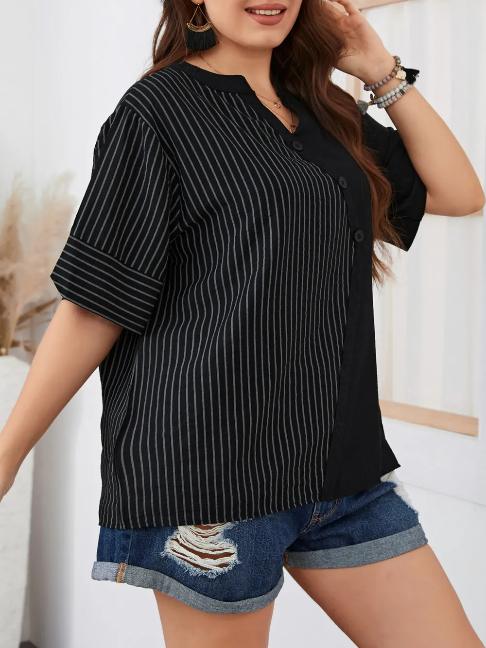 Hot Striped Short Sleeved T Shirt