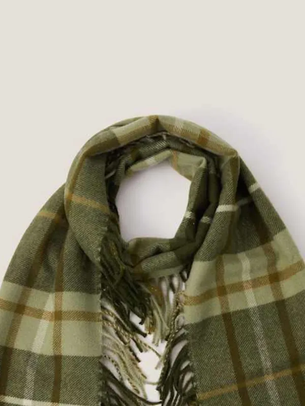 Retro Plaid Fringed Scarf
