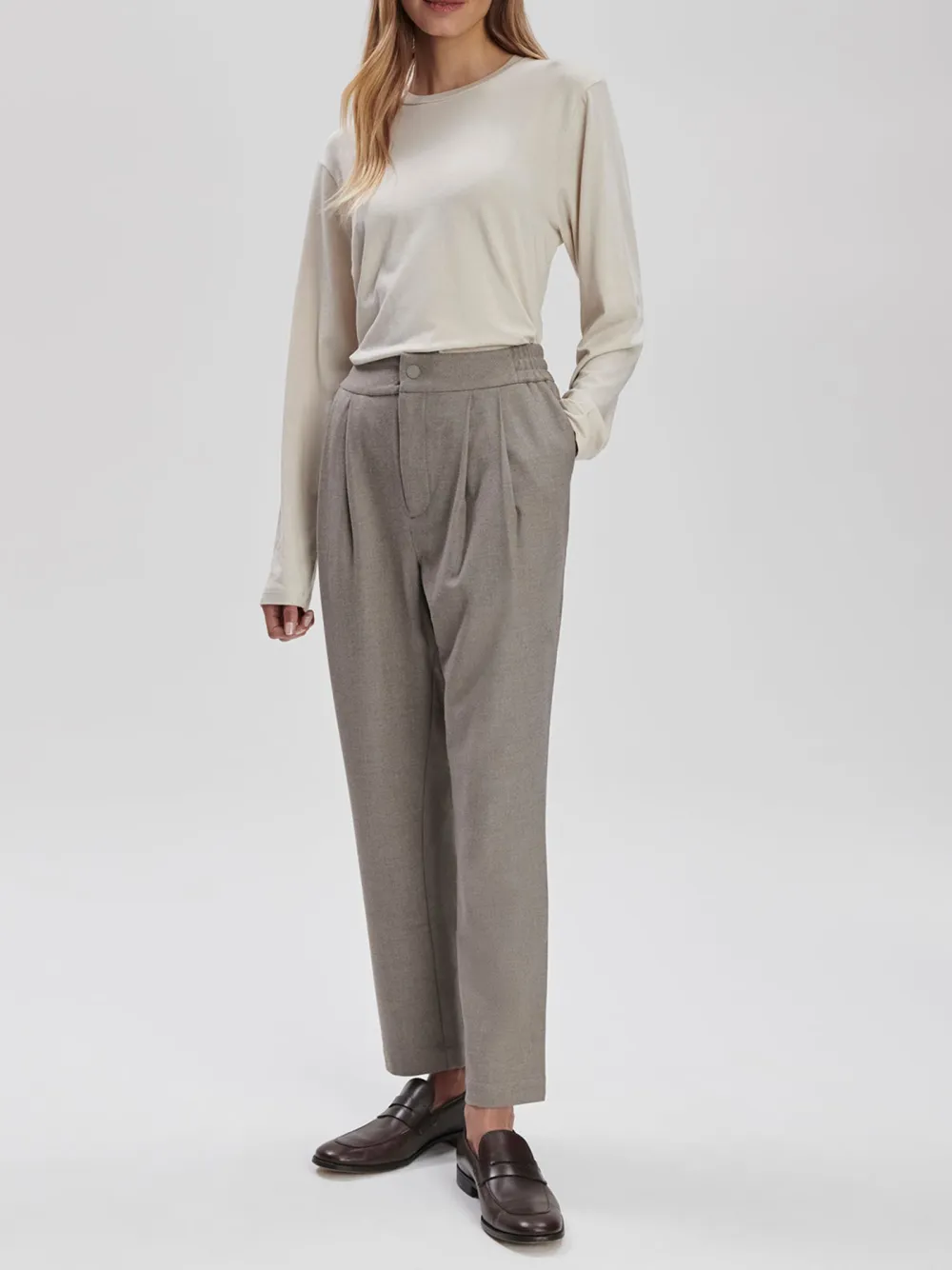 Reg Tapered-Leg Pant 27