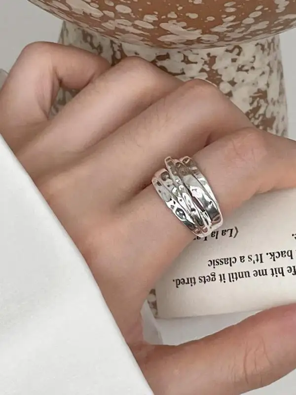 Adjustable Geometric Ring