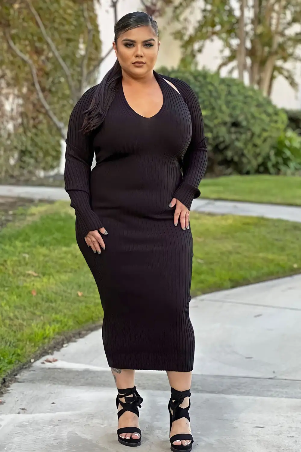 Caught Looking Sweater Midi Dress - Black