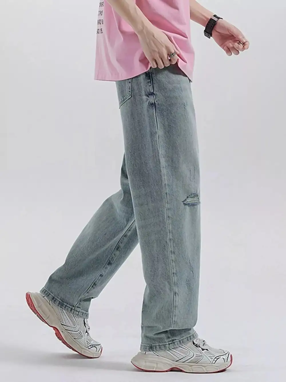 Clean Look Distressed Wide Leg Jeans