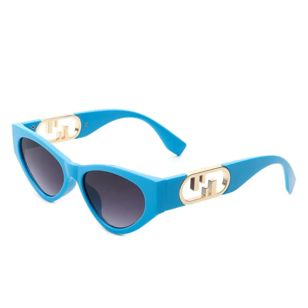 Textured Cat Eye Frame Sunglasses