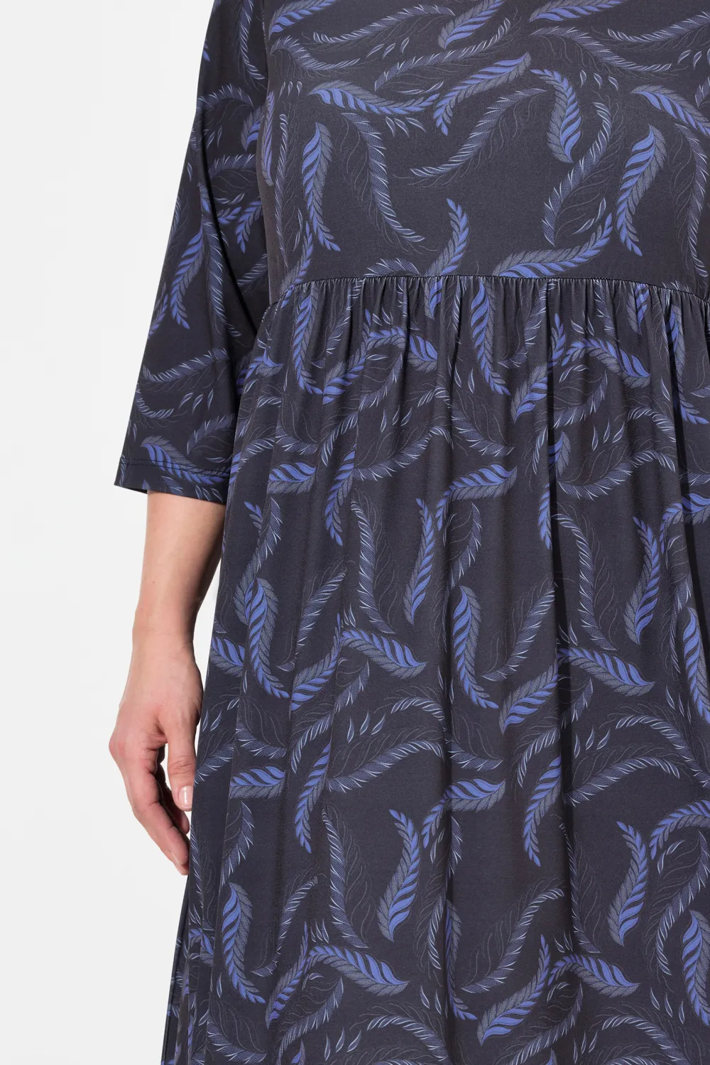 Round Neck Knitted Dress