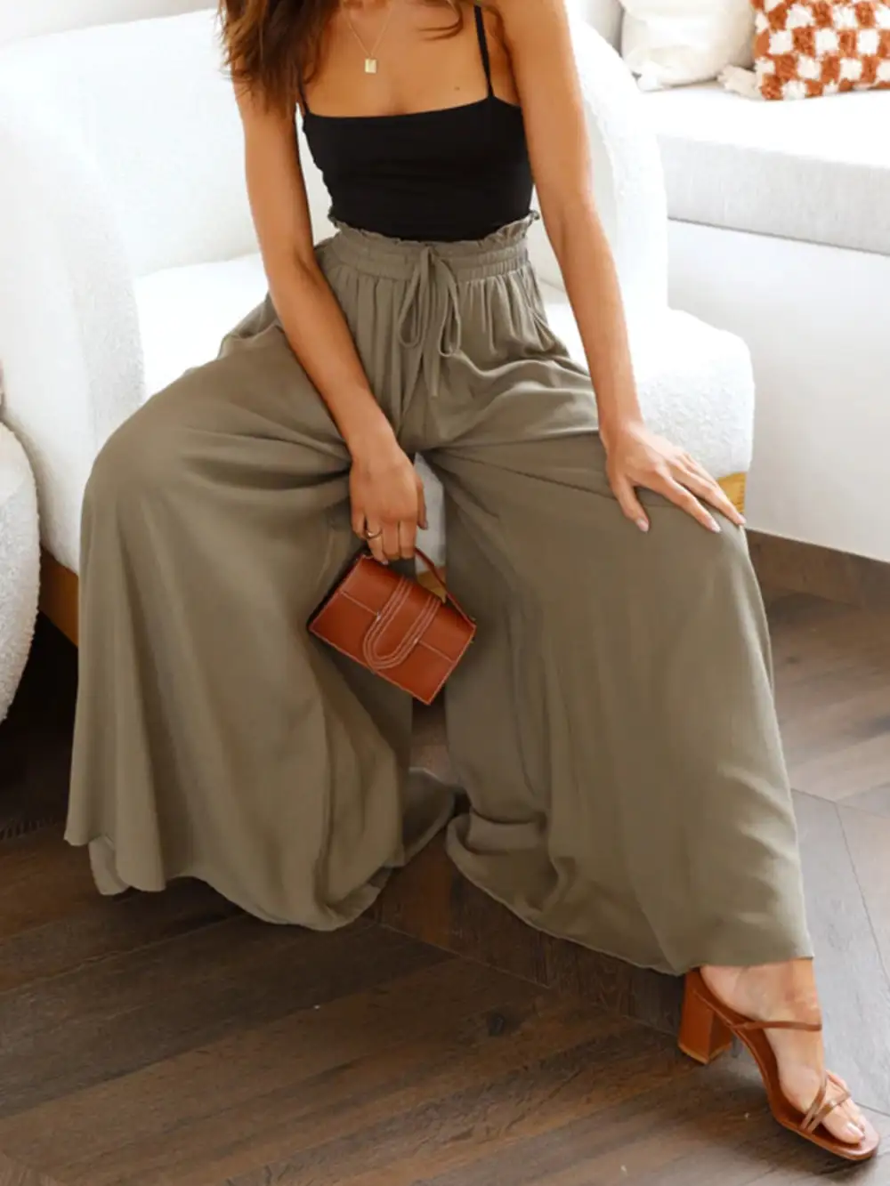Textured Wide Leg Pants With Pocket