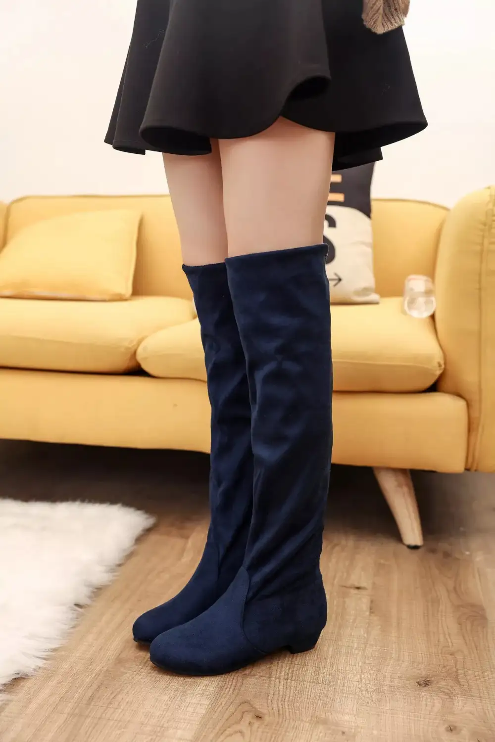 Round Toe Block Heel Boots