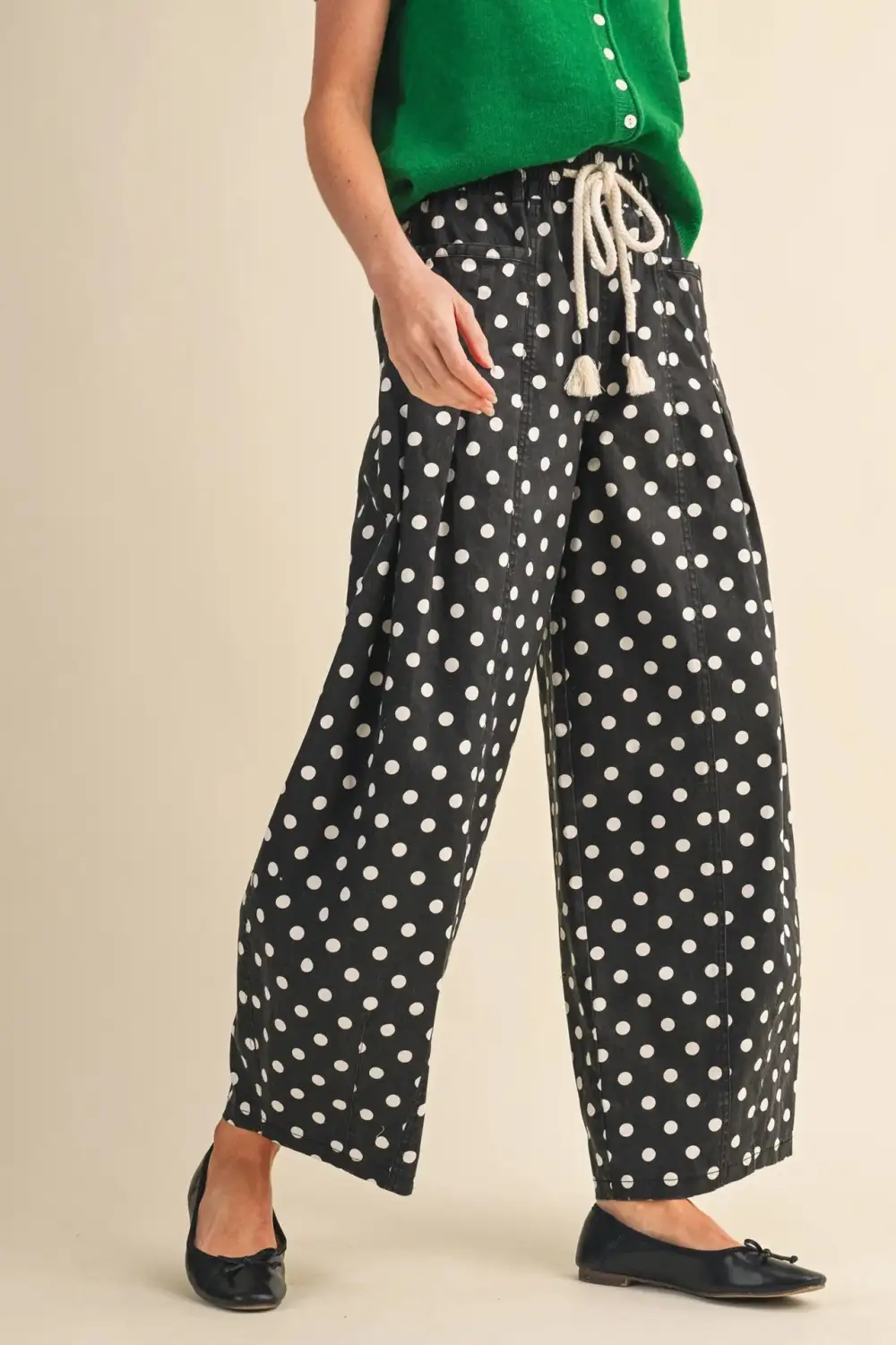 Curved Barrel Denim Pants
