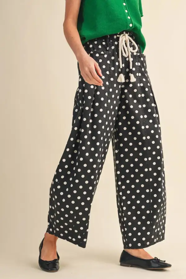 Curved Barrel Denim Pants