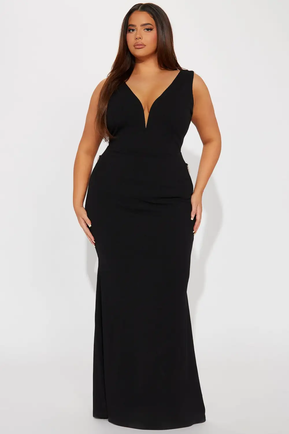 Perla Backless Gown - Black
