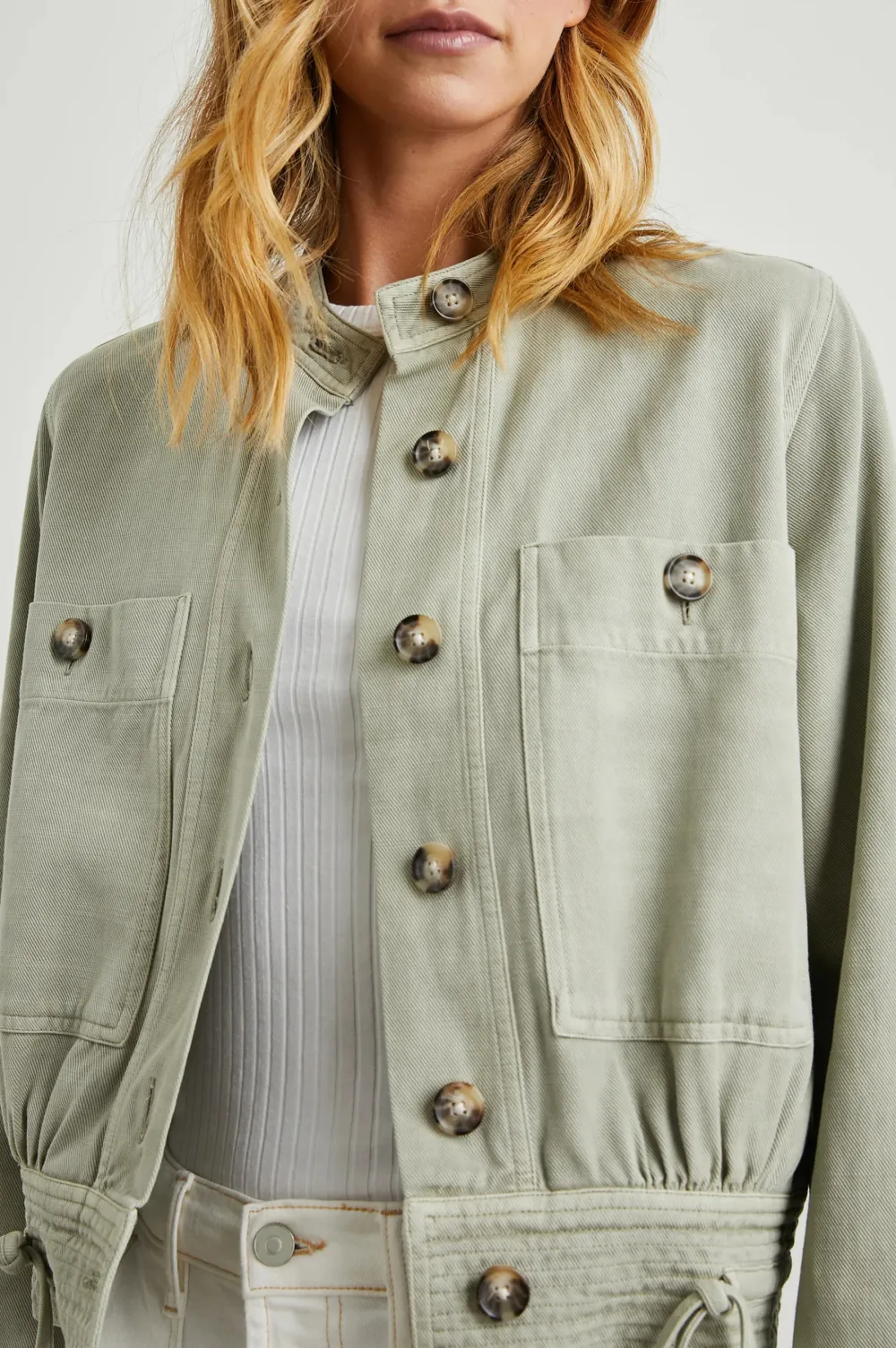 Dark-Colored Horn-Button Design Large Pocket Jacket