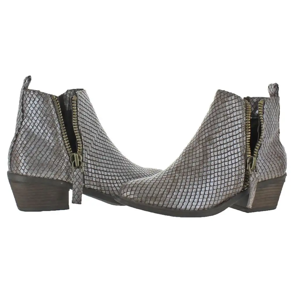 Chic Textured Boots