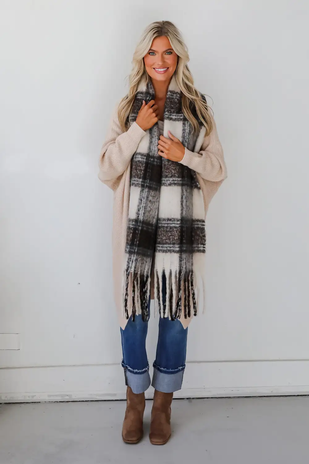 FINAL SALE - Snuggly Elevation Plaid Fringe Scarf - DOORBUSTER