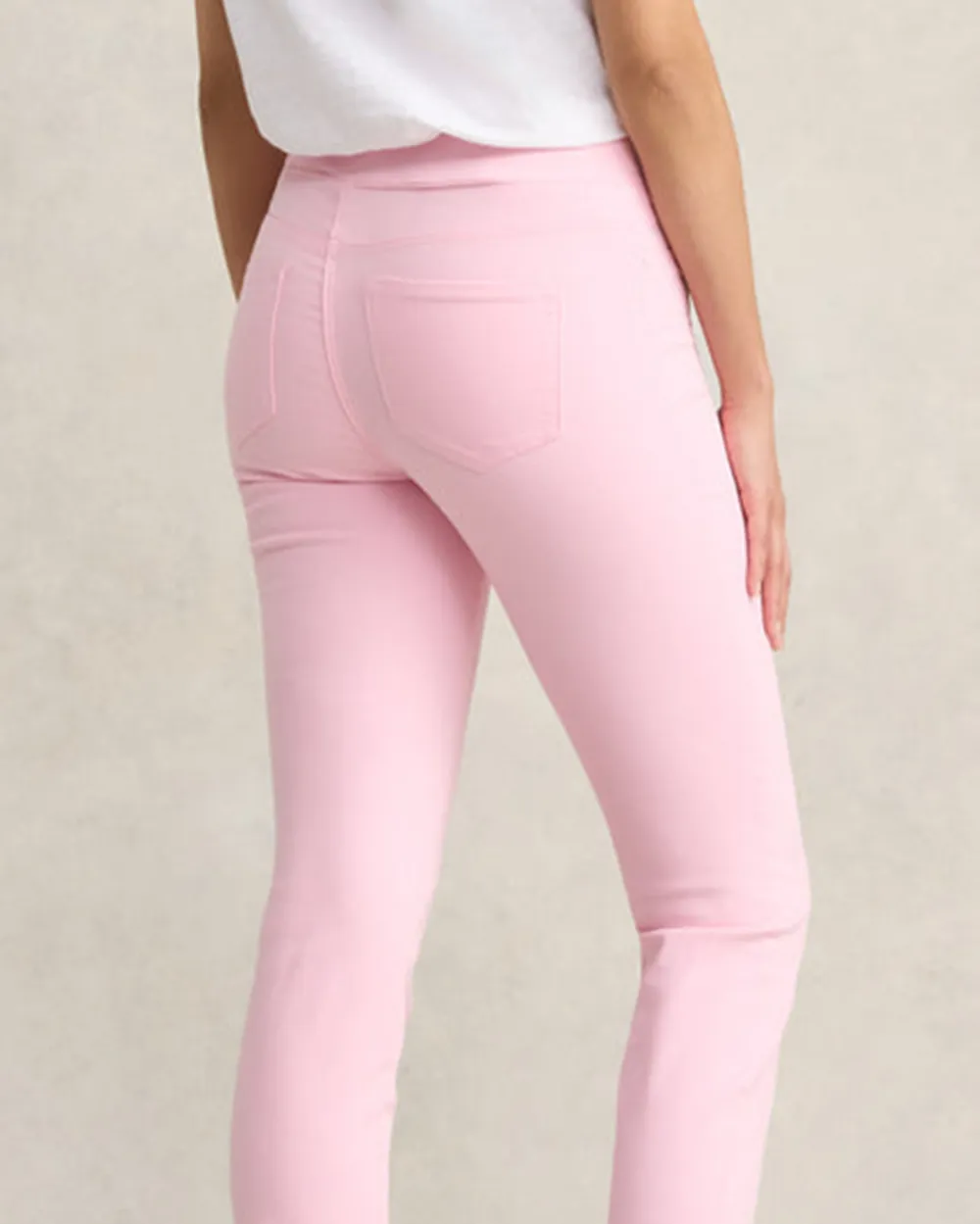 Pink Skinny Pants For Sweet Casual Style