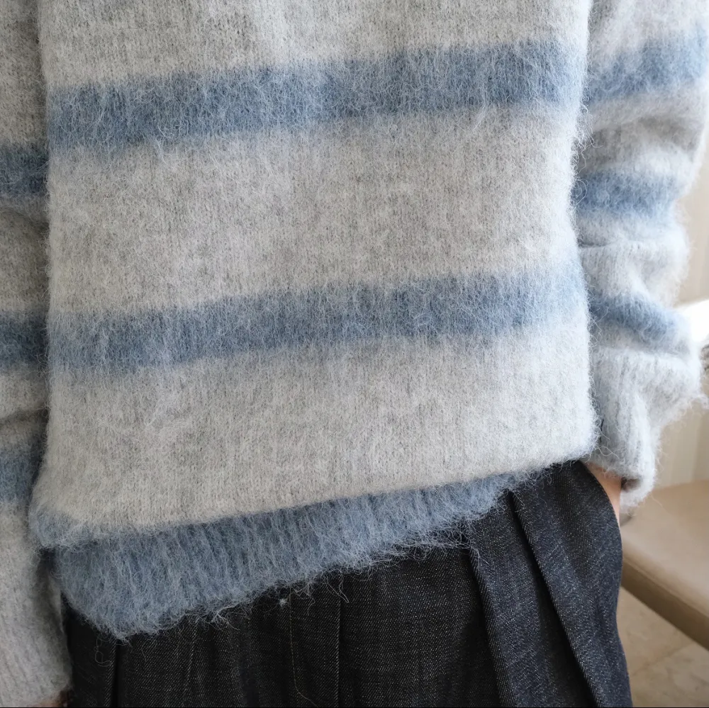 V-Neck Loose Casual Striped Sweater Top