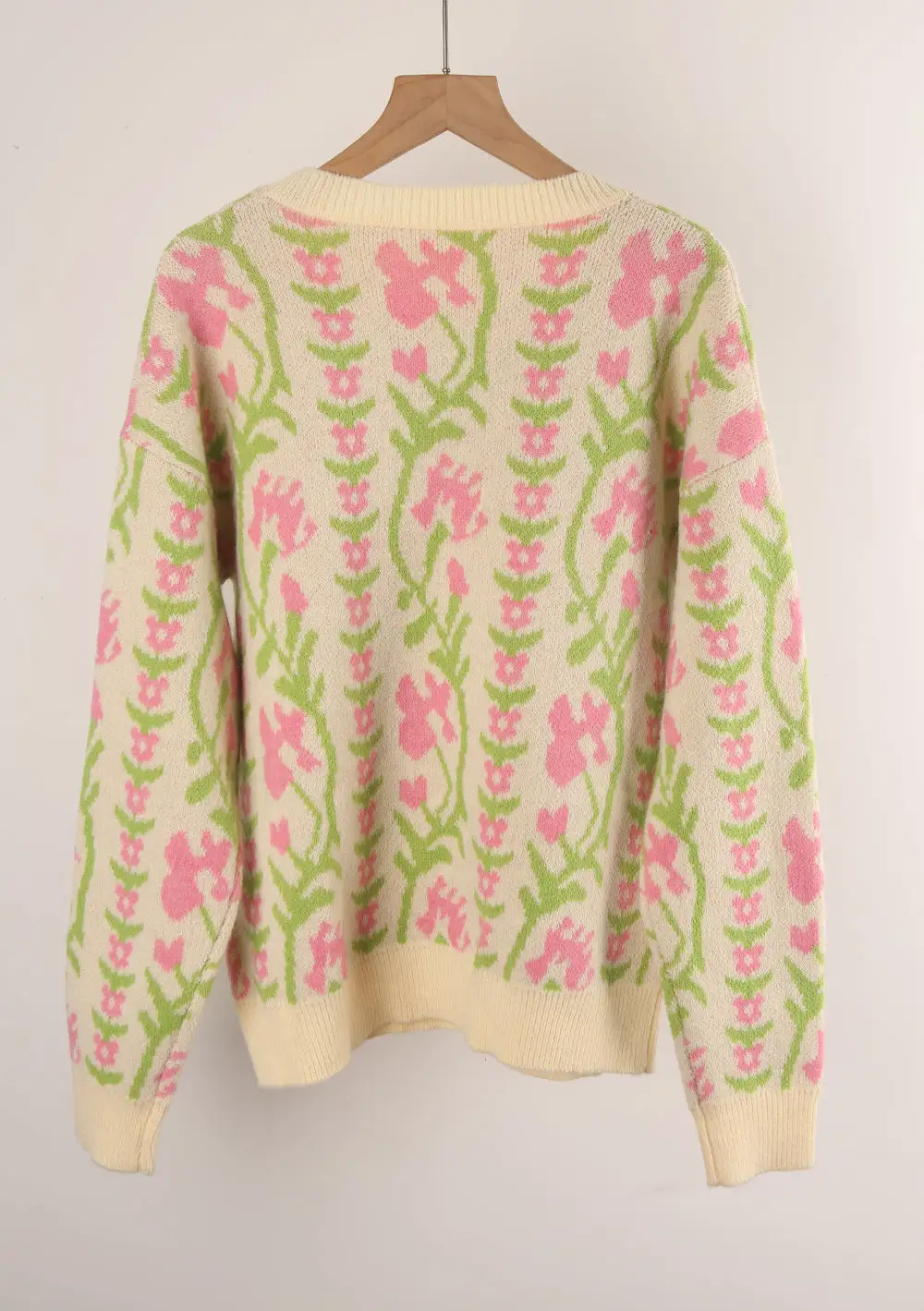 Jacquard Branch Round Neck Flower Sweater