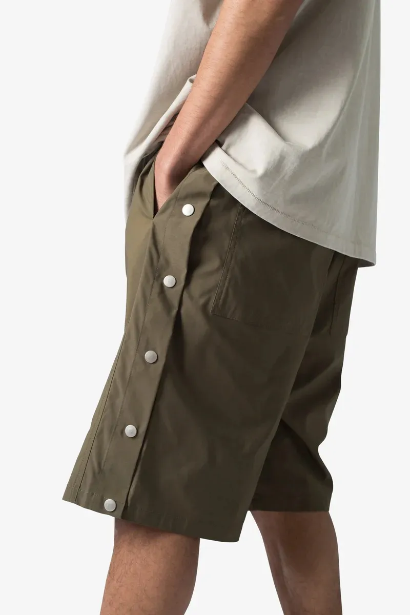 MOCHA BROWN ELASTIC WAIST SHORTS