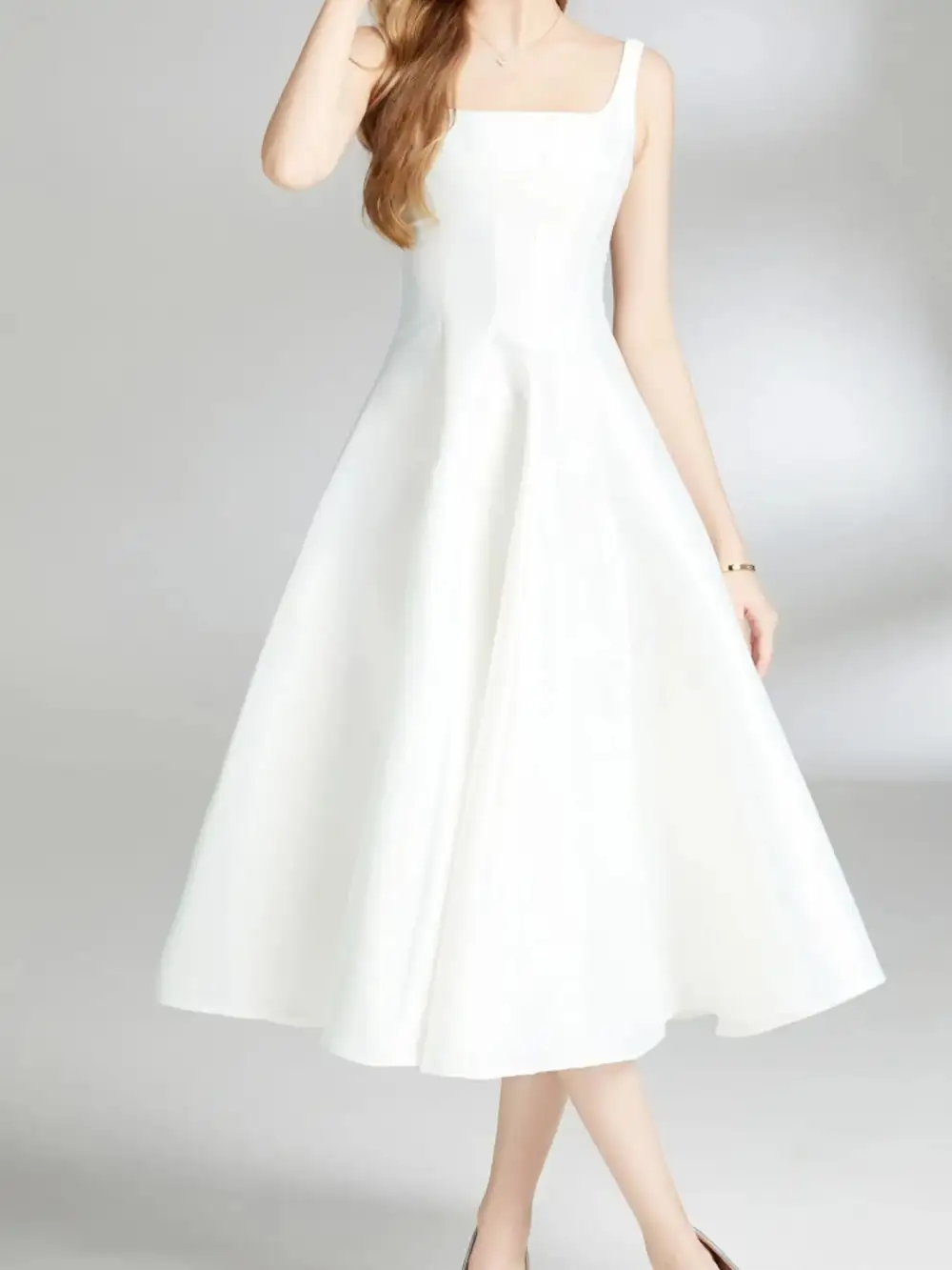 Silhouette A-Line Sleeveless Midi Dress