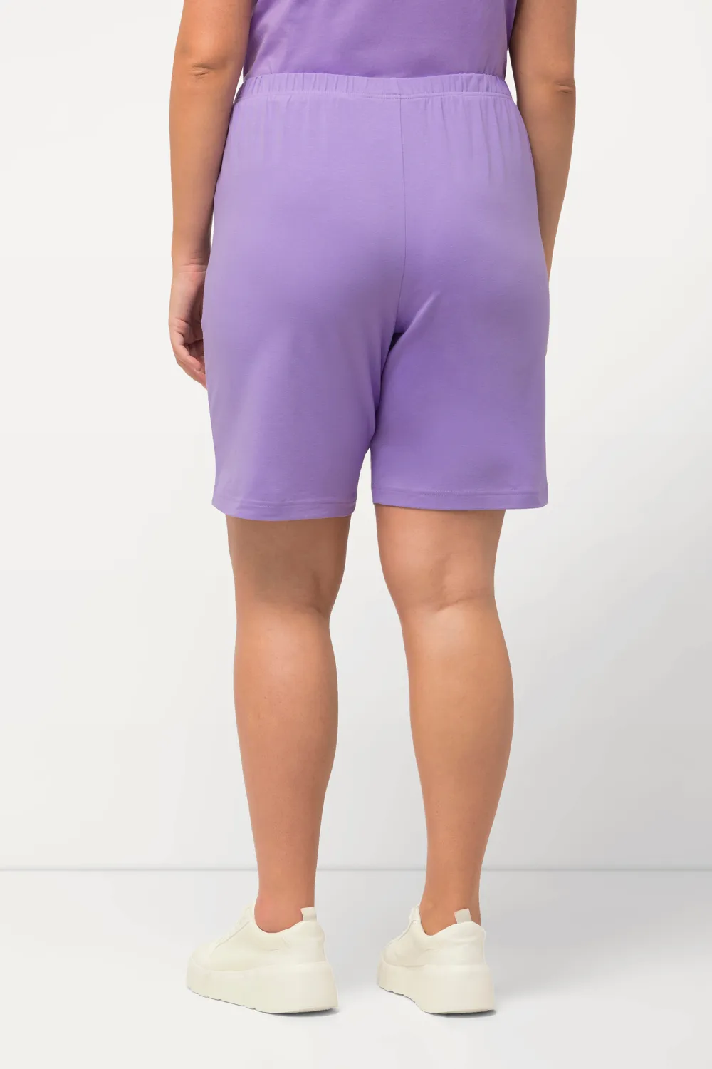 Elastic Waistband Shorts