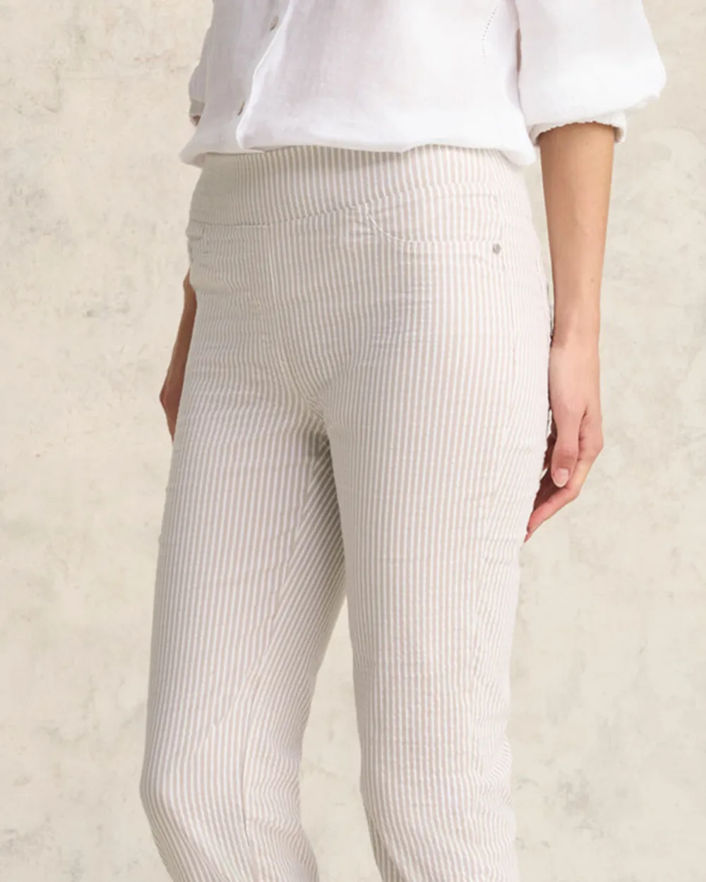 Gray Striped Cropped Pants For Fresh Casual Style