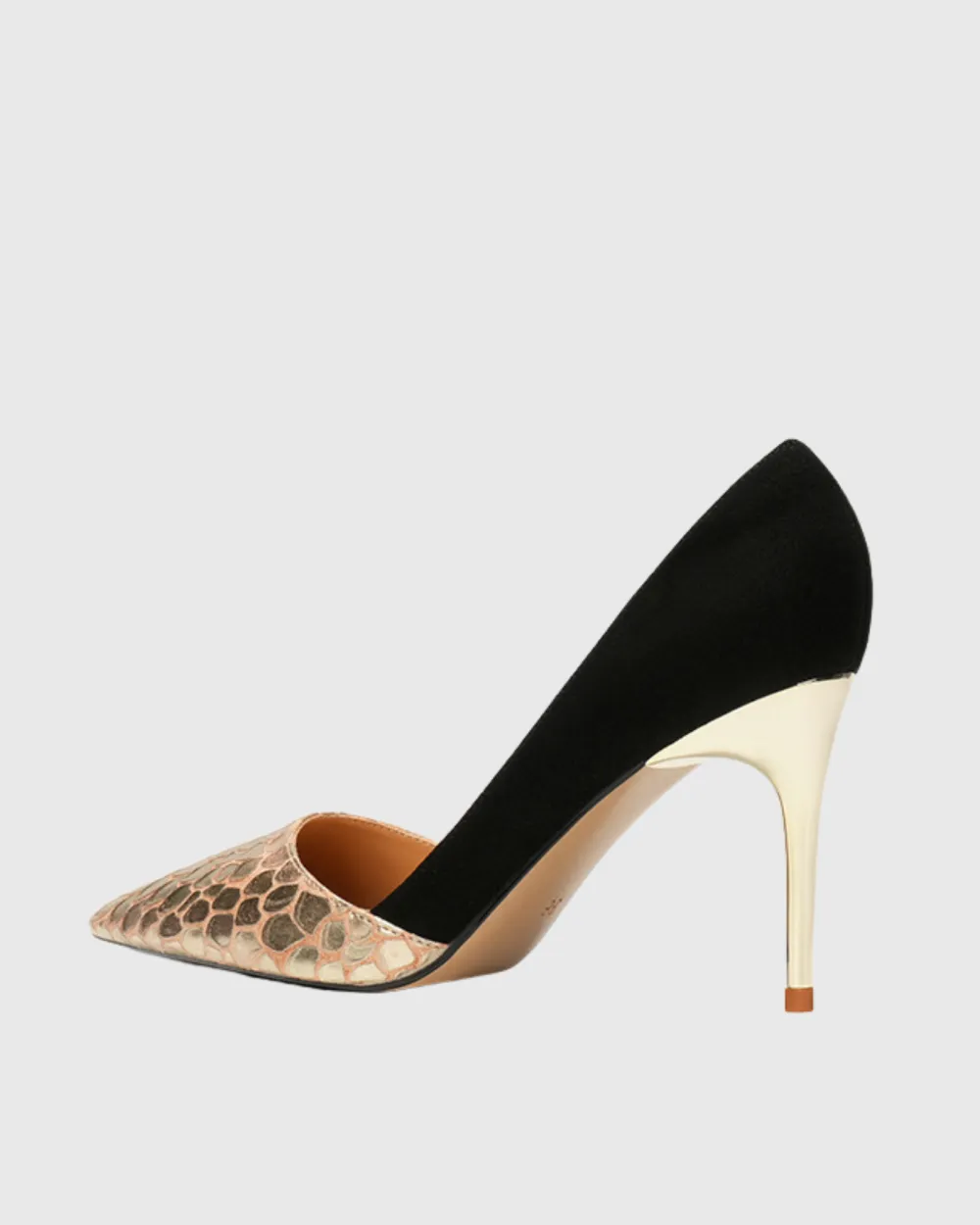 Snake Print Vintage Pumps in Gold