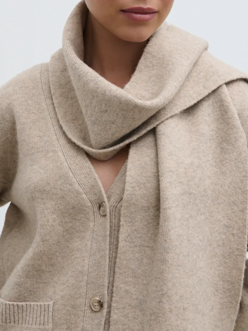 Cardigan Knit Scarf Set