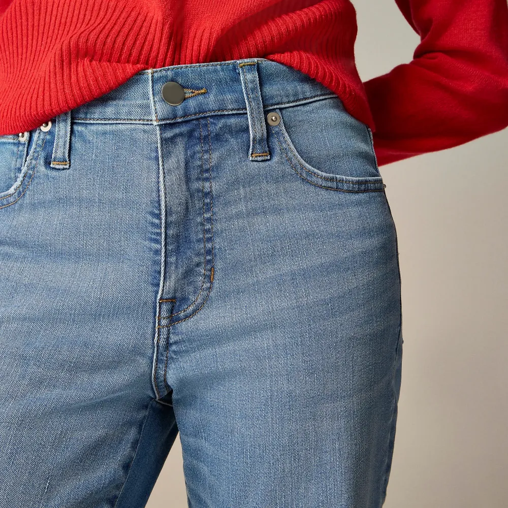 Daily Mid-Rise Slim Jeans
