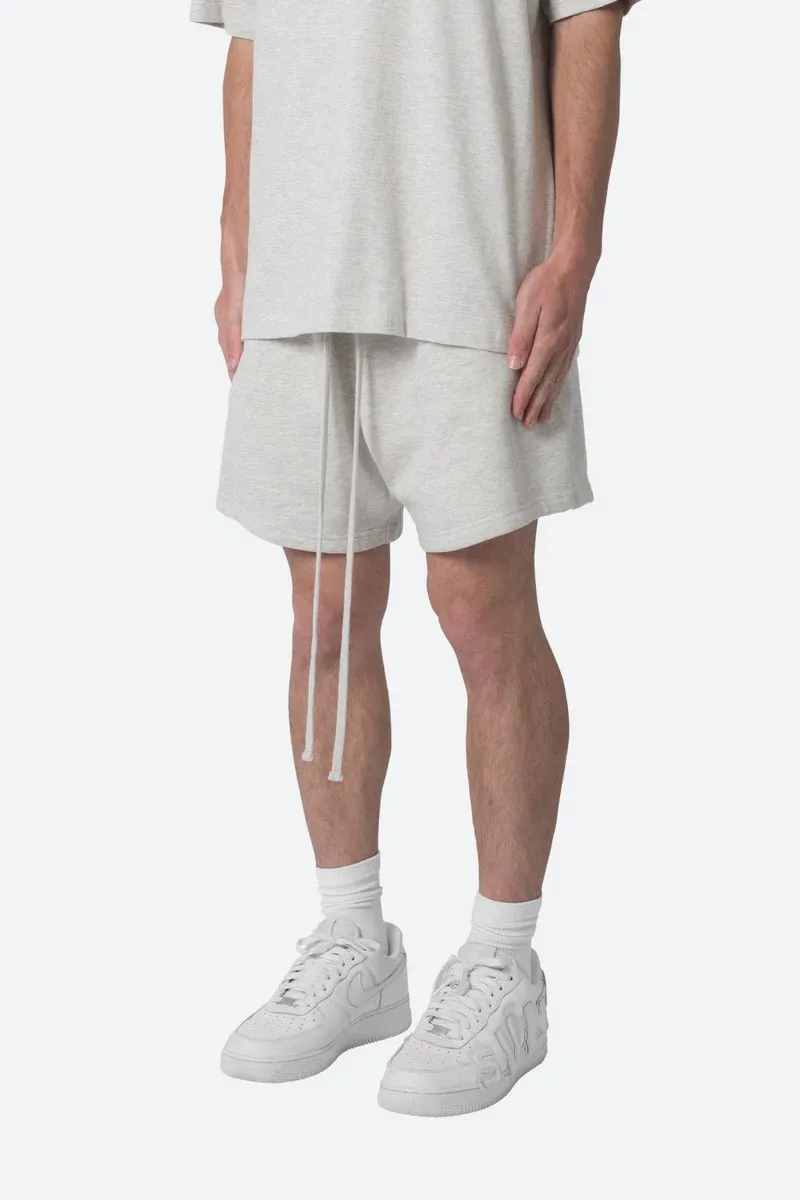 LIGHT GRAY ELASTIC WAIST SWEATSHORTS