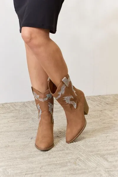 Straw Cowboy Boots