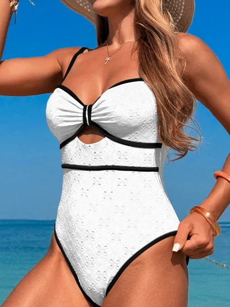 Women’s Sleek Contrast Pleated Hollow One-Piece Swimsuit