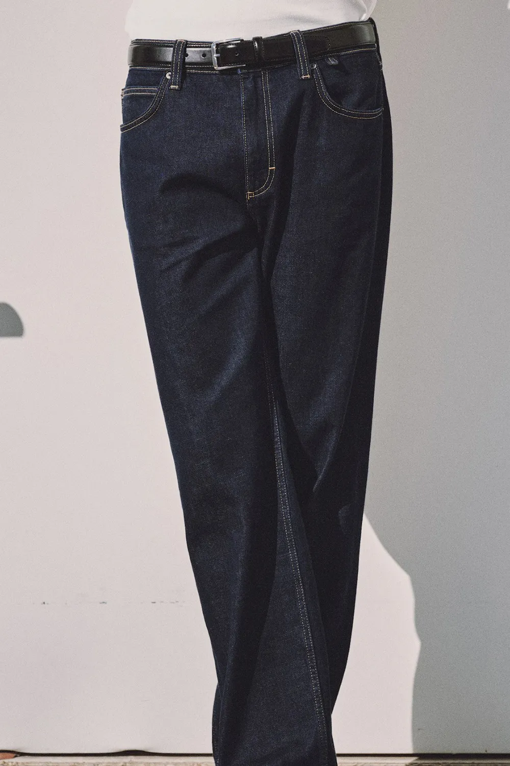 Relaxed Fit Dark Wash Jeans