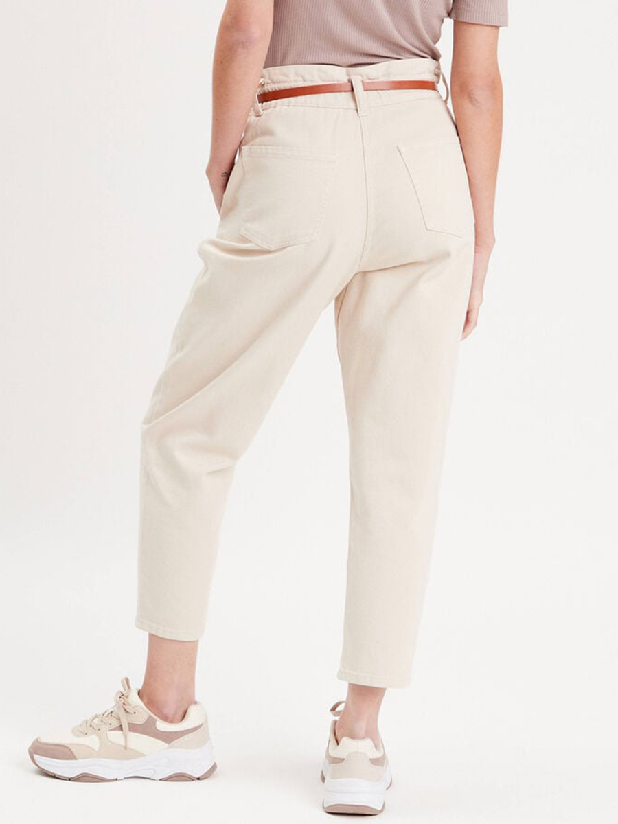 Pantalon slouchy ceinturé ecru femme