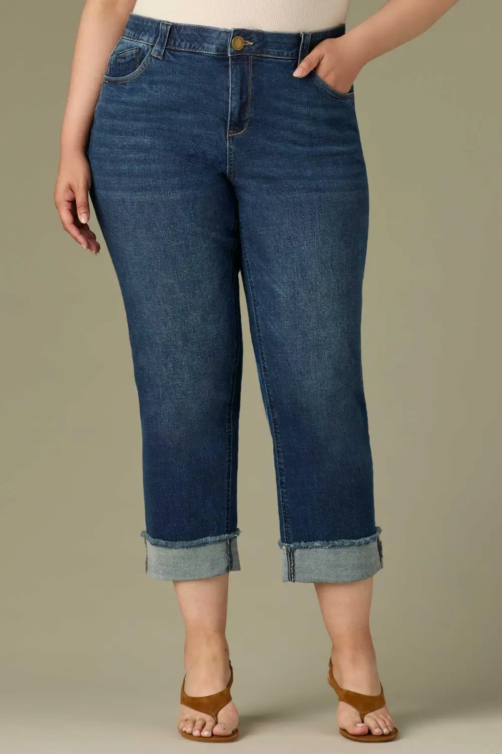 Plus Size High Rise Frayed Hem Boyfriend Jeans