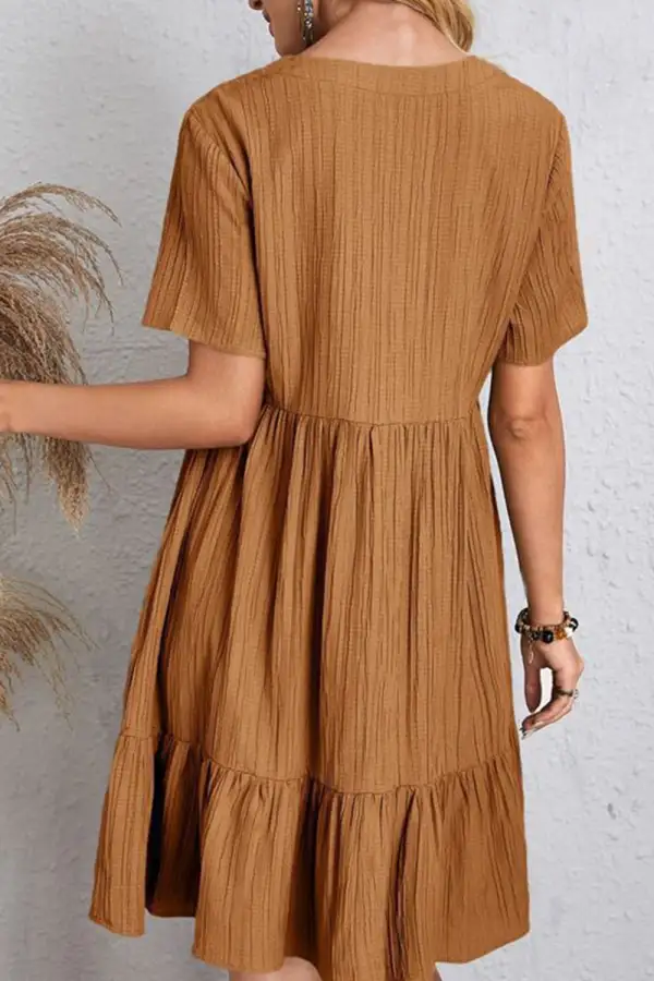 Boho Chic  Plus Size Ruched V-Neck Short Sleeve Dress