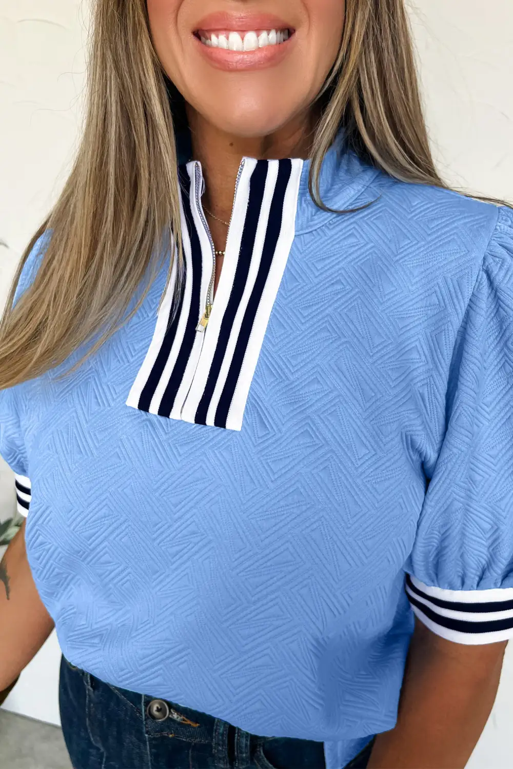 Textured Stripe Trim Split Neck Puff Sleeve Top