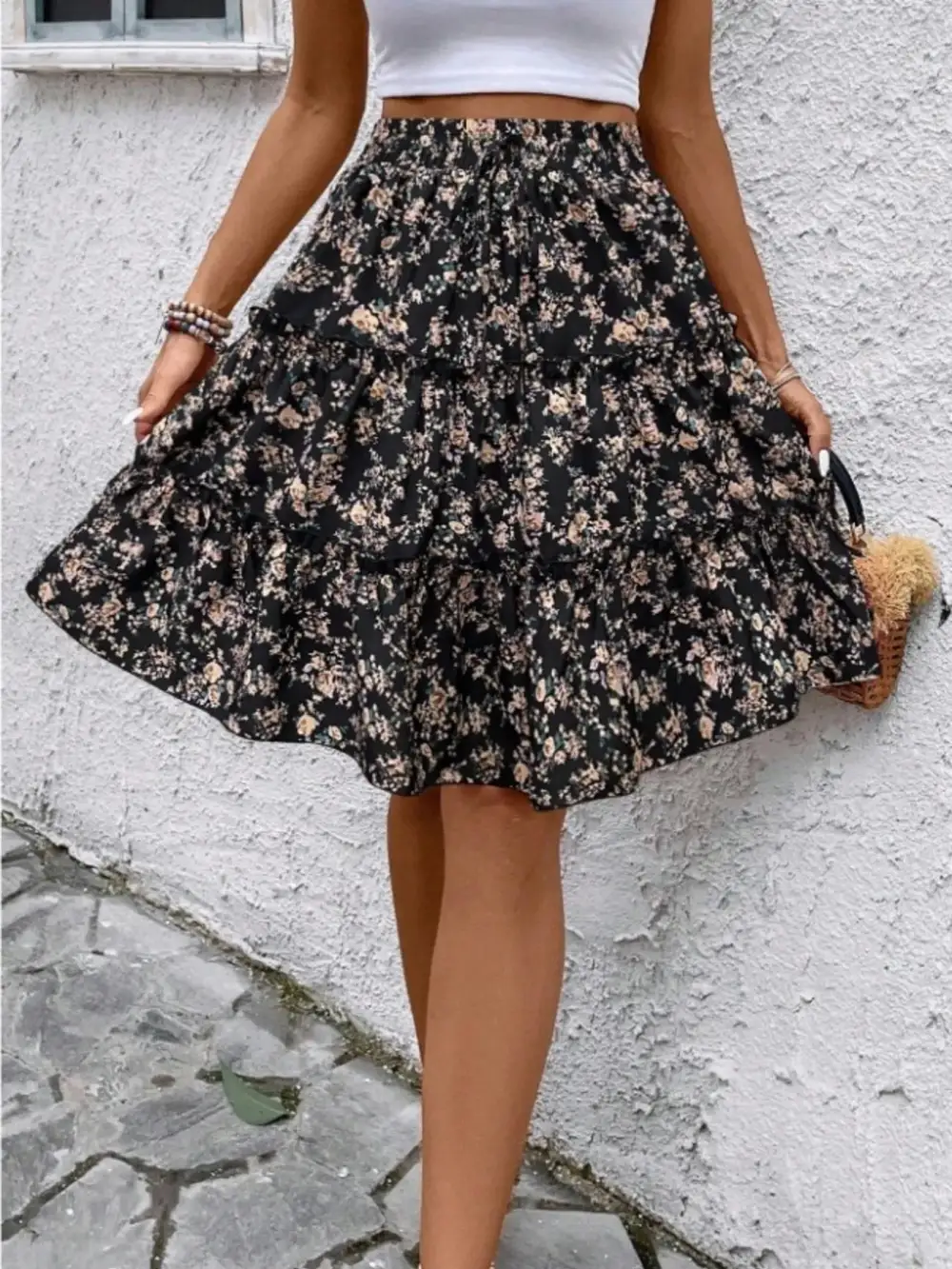 Textured Ruffle Trim Printed Silhouette Skirt