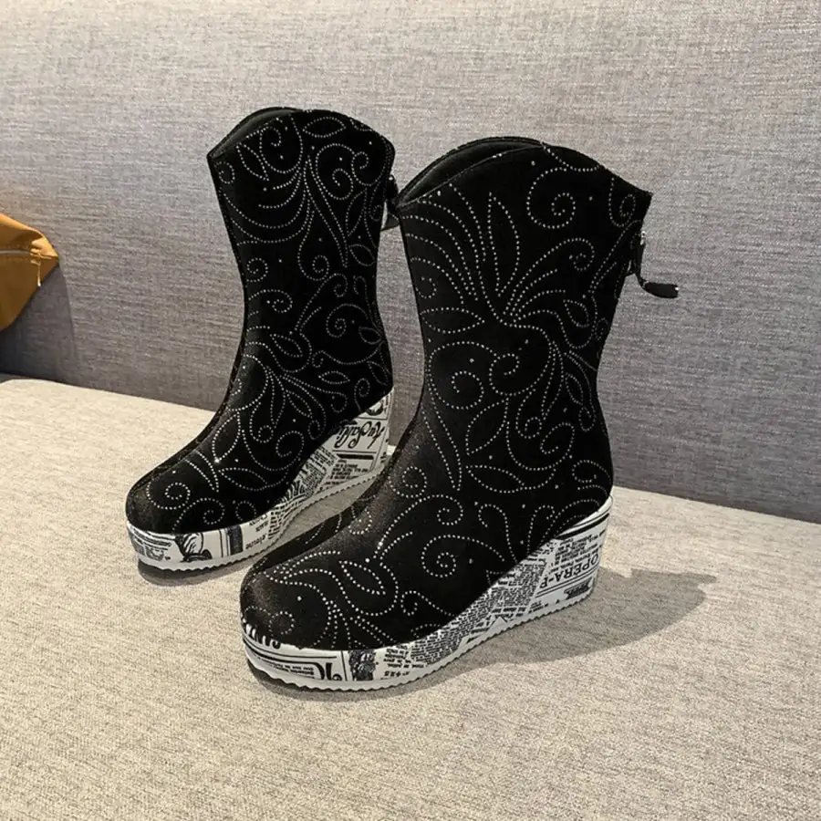 Refined Round Toe Platform Wedge Boots