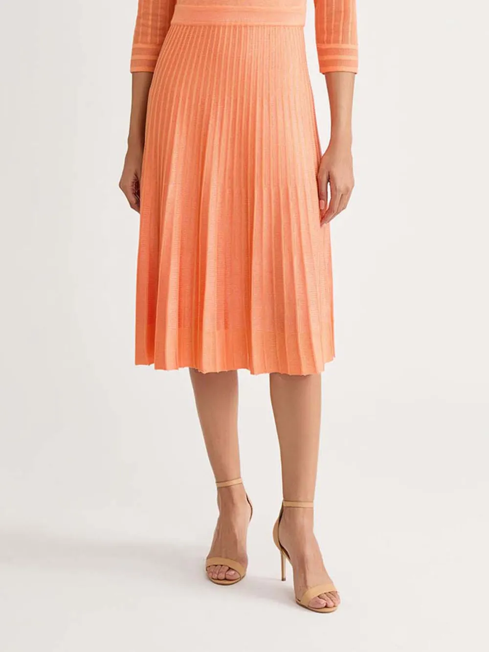 Three Quarter Sleeve Solid Color Knitted Dress