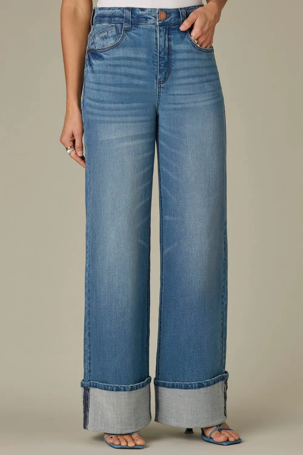 Petite Fixed Cuff Wide Cuff Wide Leg Jeans