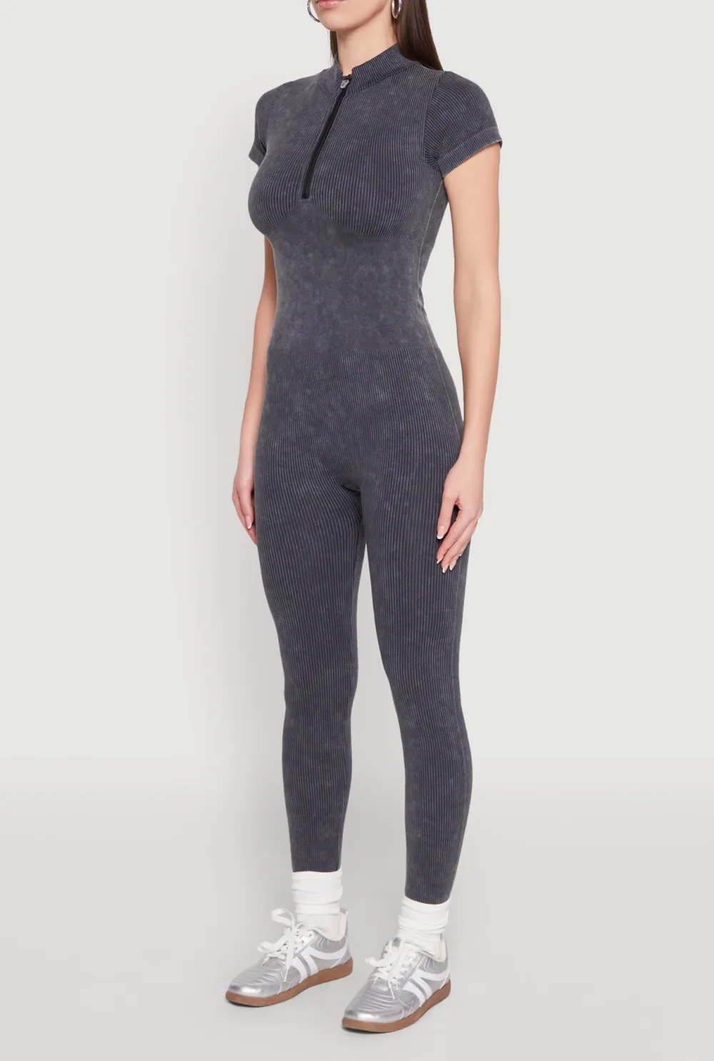 Small Stand Collar Short Sleeved Jumpsuit