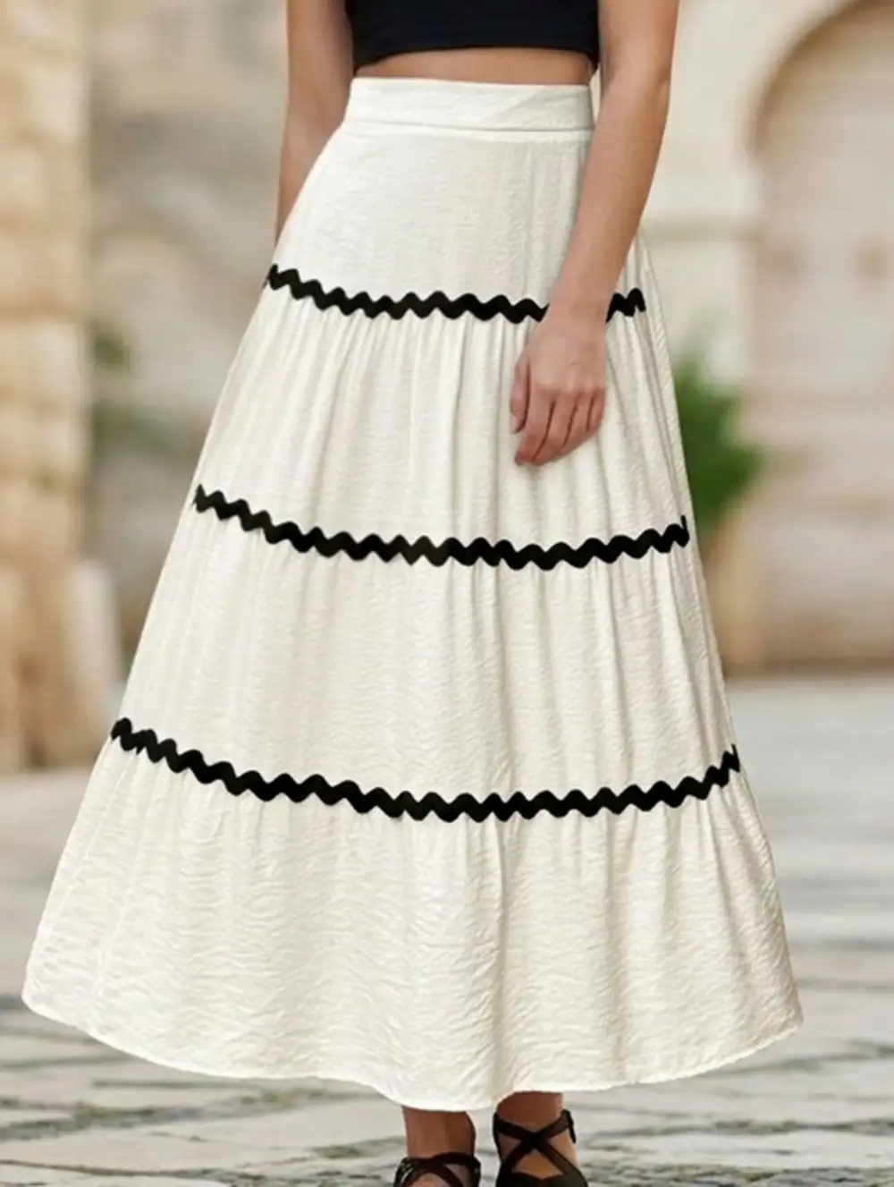 Elastic Waist Flowing Midi Skirt