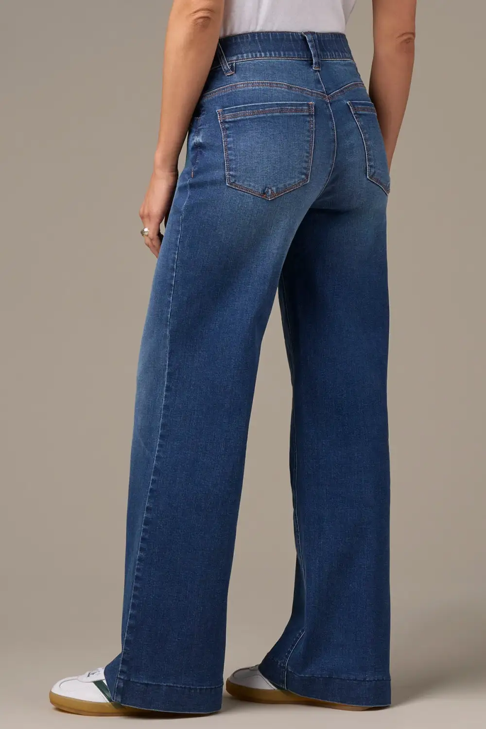 Petite High Rise Wide Leg Jeans