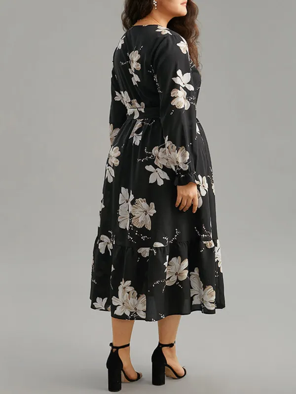 Elegant Senior Waist Slimming Cross Neckline Dresses Have