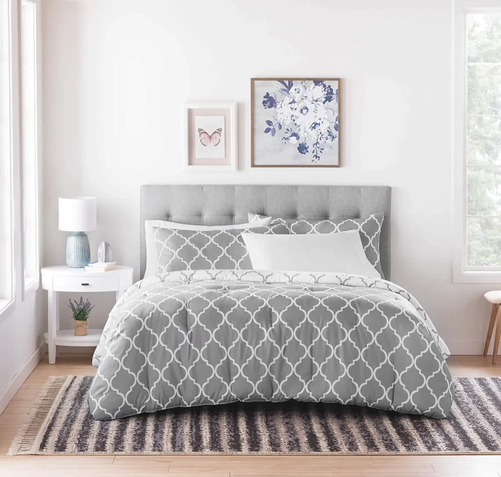 All-Season Quilted Comforter - Corner Duvet Tabs - Hypoallergenic - Plush Microfiber Fill - Machine Washable - Duvet Insert