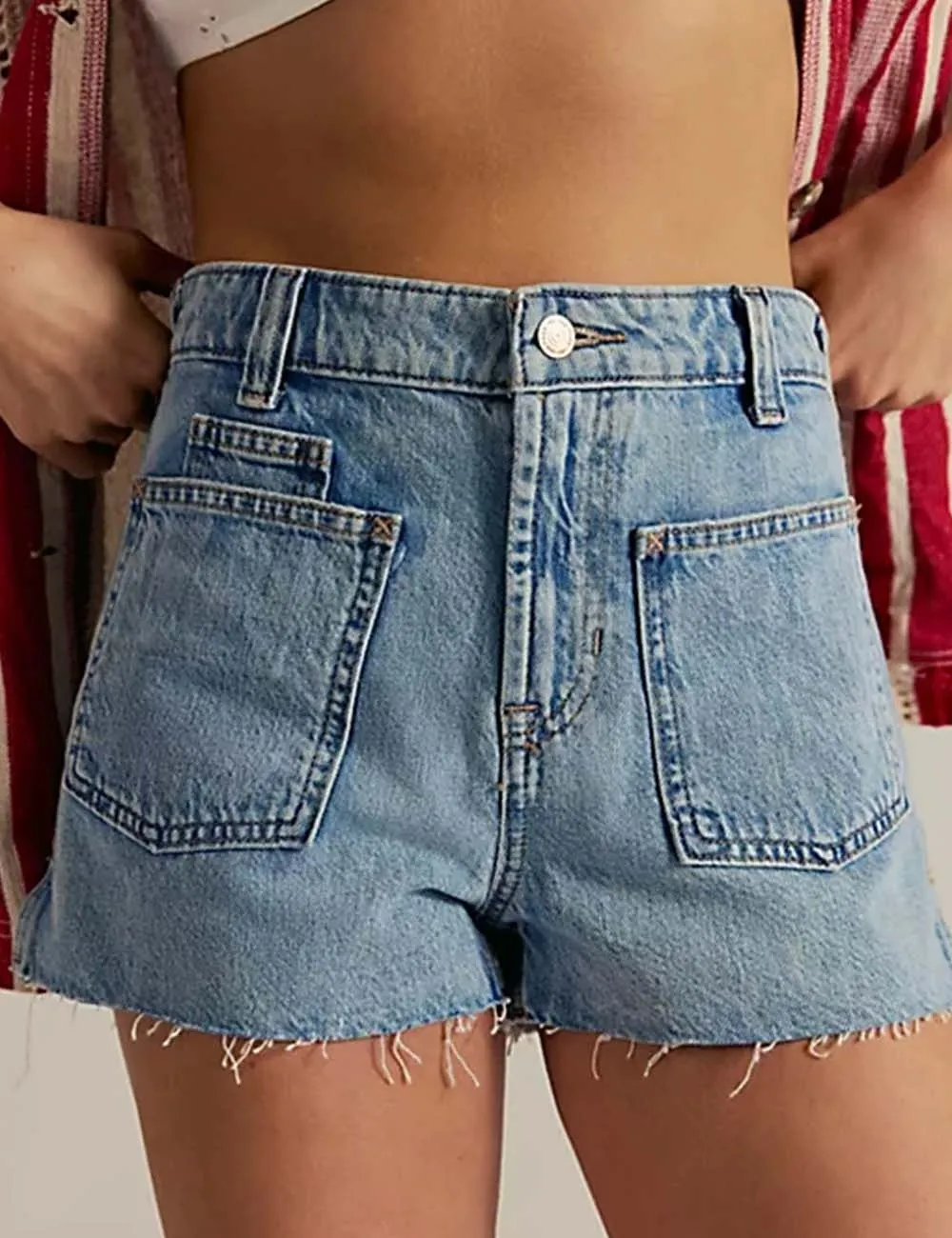 Pocket Hot Shorts Button Raw Edge Denim Shorts